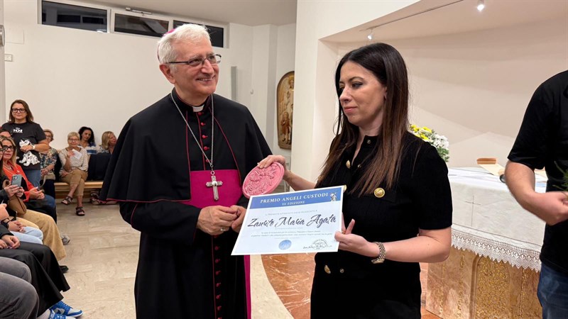 Maria Agata Zaurito e l’arcivescovo Ciro Miniero