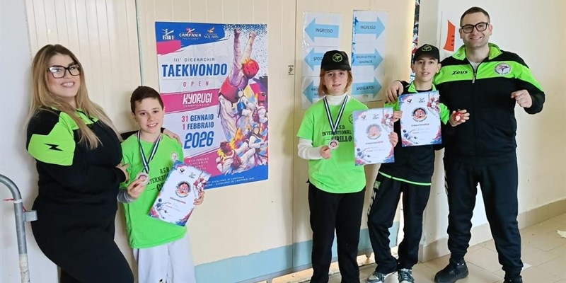 Palagiano brilla al "Dicearchia Open": due medaglie per la International Taekwondo Cirillo