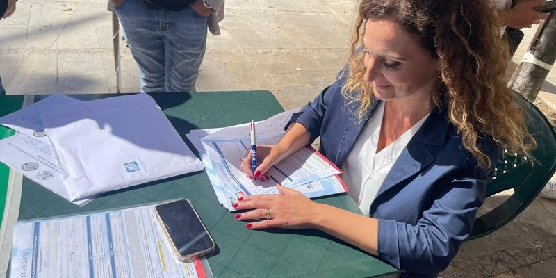 Forza Italia va all'attacco di Parisi: «Maggioranza in frantumi, ora riferisca in aula»
