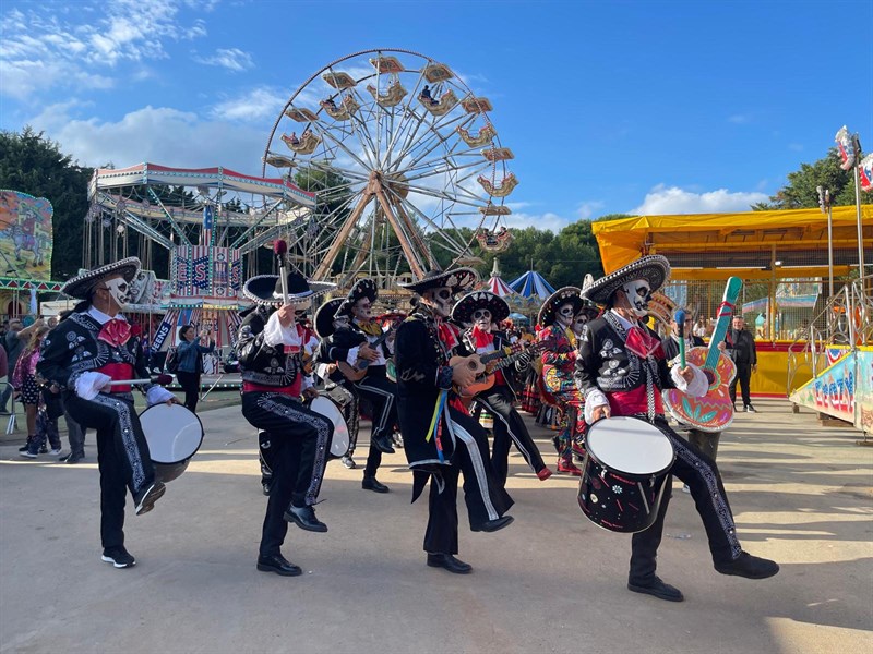 I “Muertos” del gruppo Lilliput conquistano Gallipoli