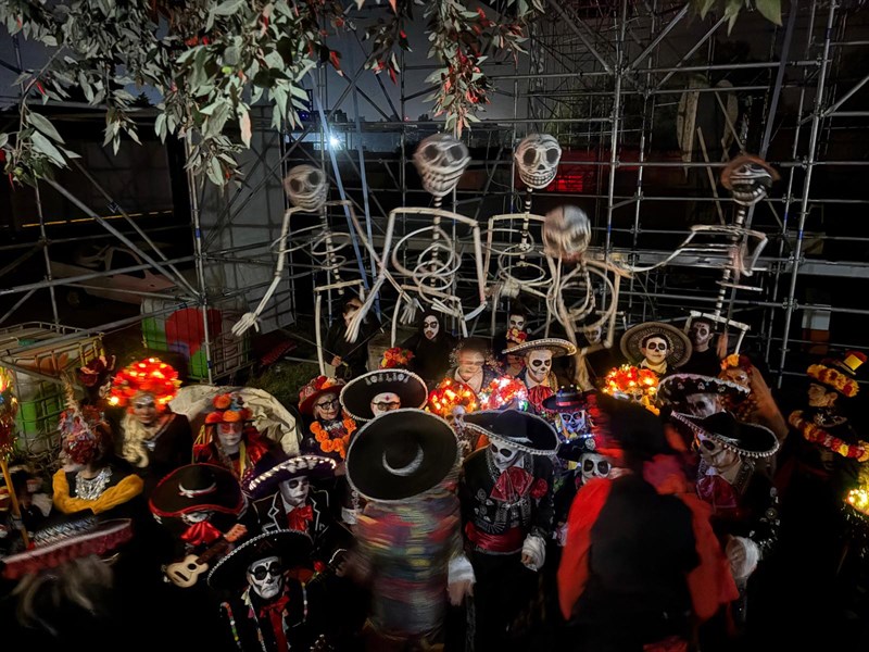 I “Muertos” del gruppo Lilliput conquistano Gallipoli