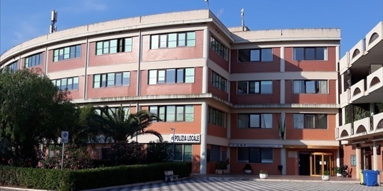 Ricorso alla Corte dei Conti sui contributi natalizi