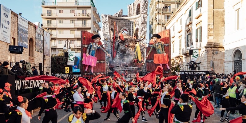 Successo al Carnevale di Putignano: 20mila presenze al primo corso