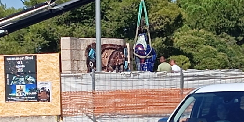 Spostamento statua Rodolfo Valentino: le prime reazioni