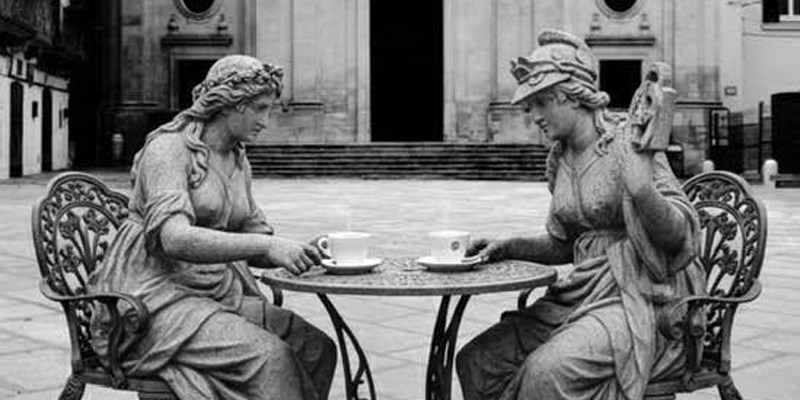 Nuova piazza Federico De Martino: «Il sogno delle Virtù»