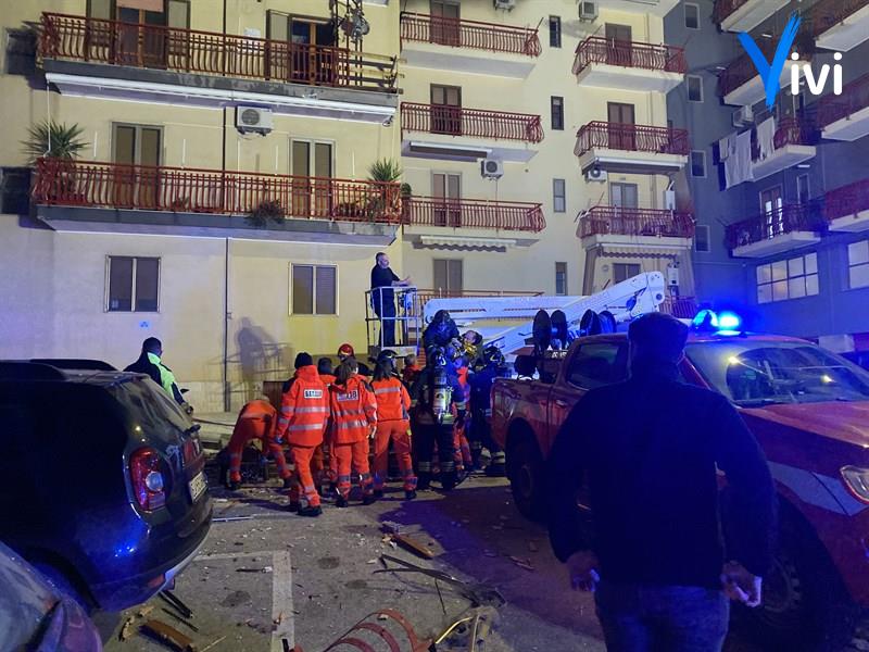 Incendio in appartamento: anziana signora salvata in extremis