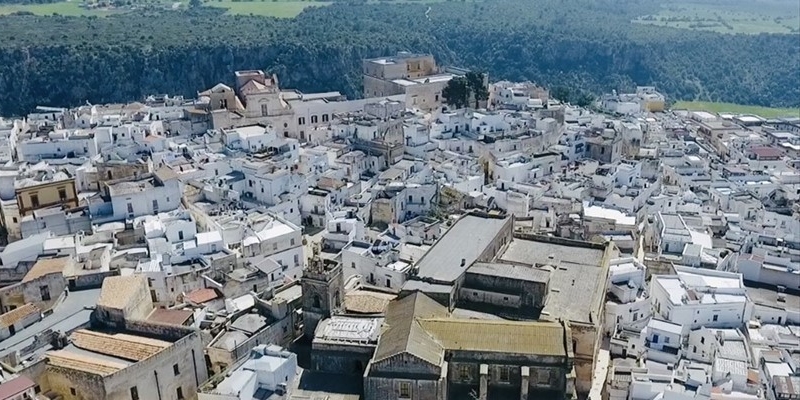 Storia e mistero tra i vicoli: a Castellaneta torna la "Caccia al Tesoro"