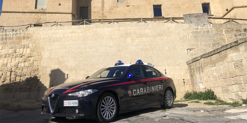 Chiede soldi ai genitori e poi li aggredisce: in arresto un palagianese