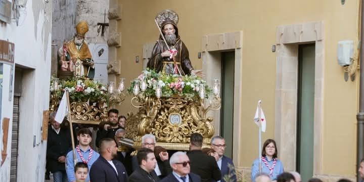 Santi Nicola e San Francesco: oggi è il giorno della grande festa