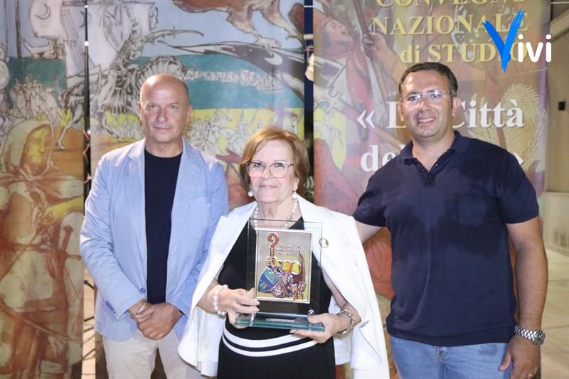 La premiazione della Caritas Christi Massafra Palio d'argento al Sociale