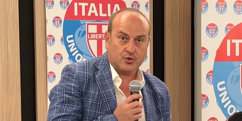 Centro storico, azzeramento tasse per dehors e tavolini