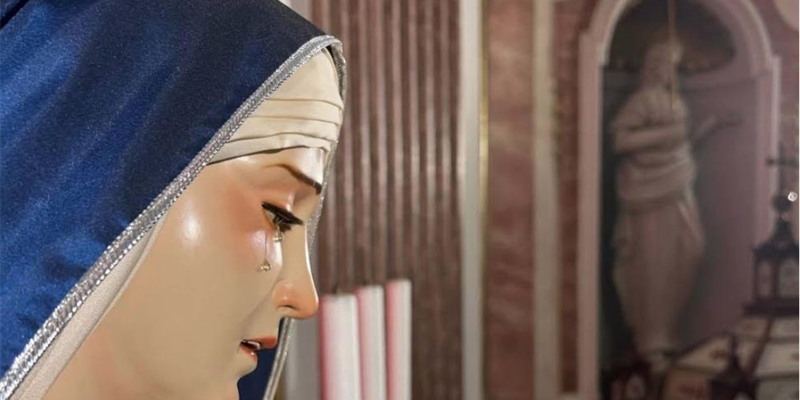 Laterza si raccoglie nel silenzio della Via Matris Dolorosa Laterza si raccoglie nel silenzio della Via Matris Dolorosa