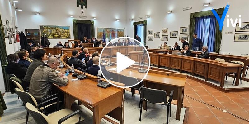 Regolamento cittadinanza e bilancio, ok del consiglio