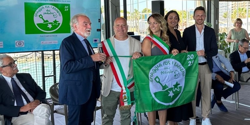 Marina di Ginosa conquista la Bandiera Verde per la decima volta