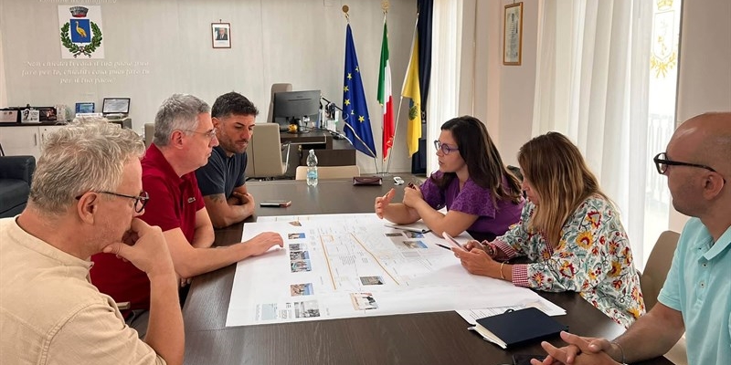 «Mare Democratico»: pioggia di euro per la spiaggia libera di Chiatona