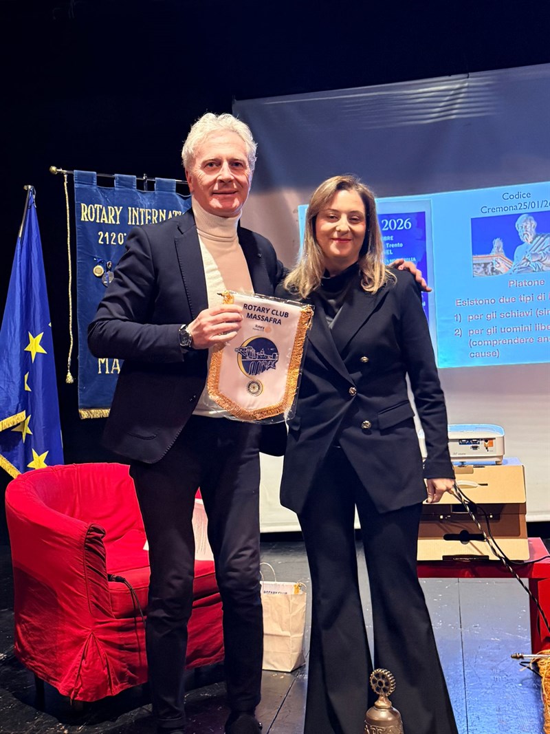 La mente che guarisce: il Rotary a teatro
