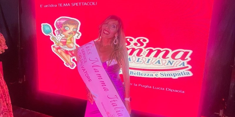 Angela Azzone fa tris: regina di energia a Miss Mamma Italiana