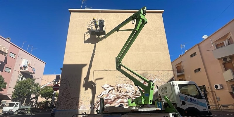 Dal rosa sbiadito alla nuova identità urbana: al via la riqualificazione artistica del Poggio