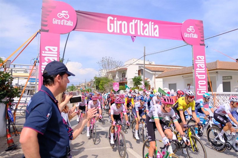 Ginosa e Marina di Ginosa protagoniste del Giro d’Italia e del Giro-E