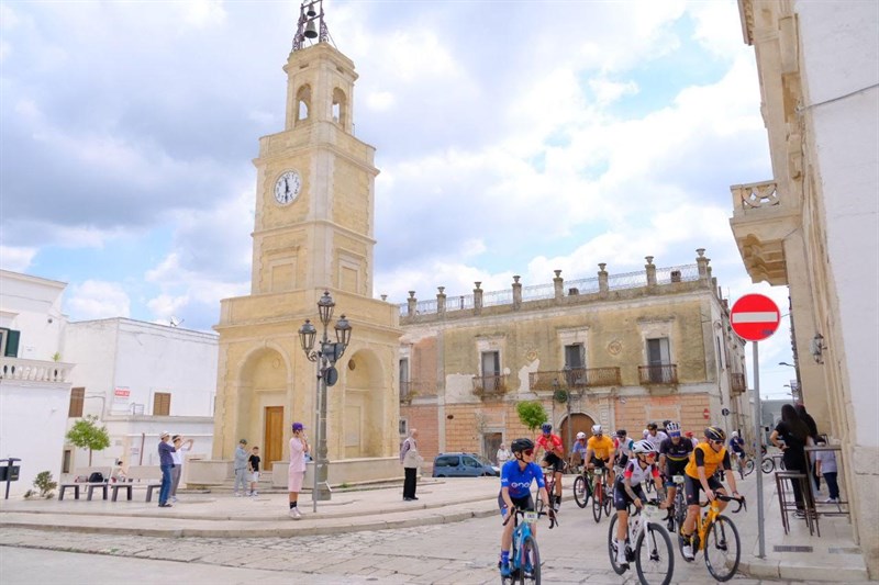 Ginosa e Marina di Ginosa protagoniste del Giro d’Italia e del Giro-E