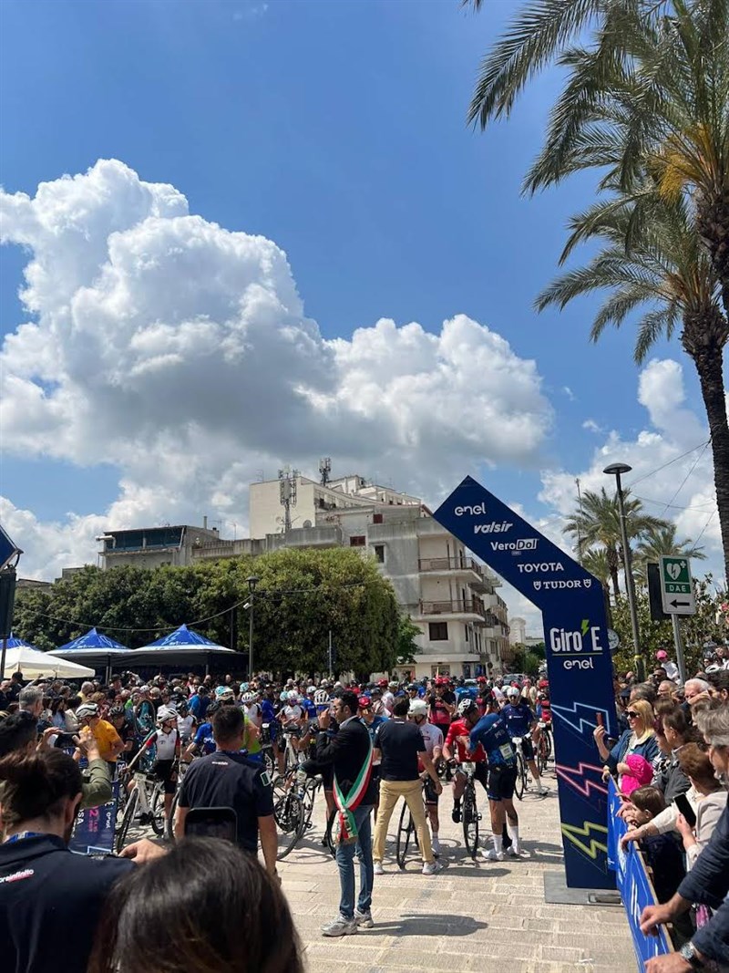Ginosa e Marina di Ginosa protagoniste del Giro d’Italia e del Giro-E