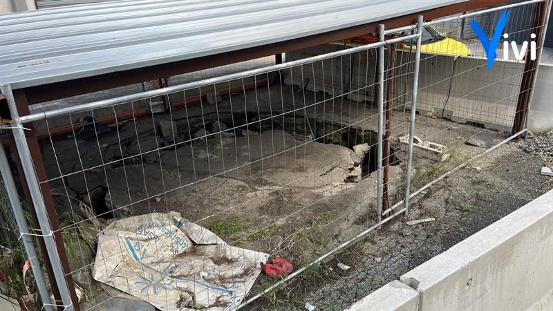 La voragine in via Pisacane