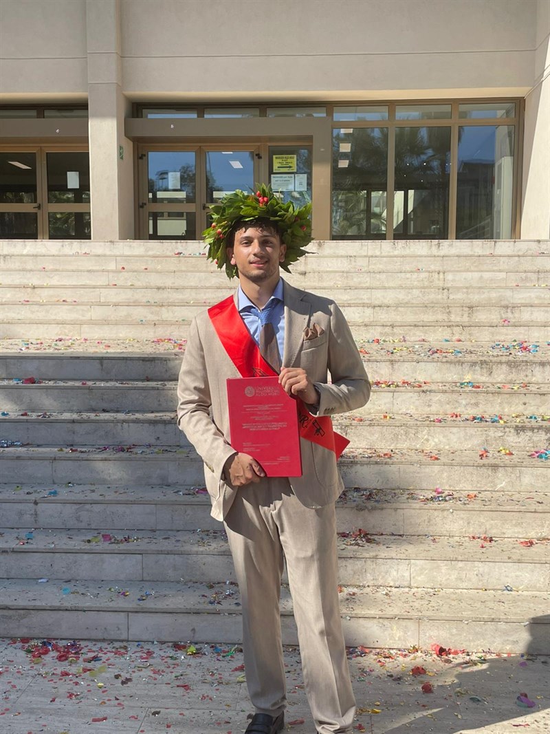 Congratulazioni a Emanuele Muzzonigro per la laurea magistrale 