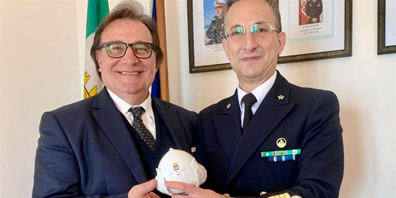 Anniversario Guardia Costiera: premiata  anche Taranto e il suo capitano di vascello