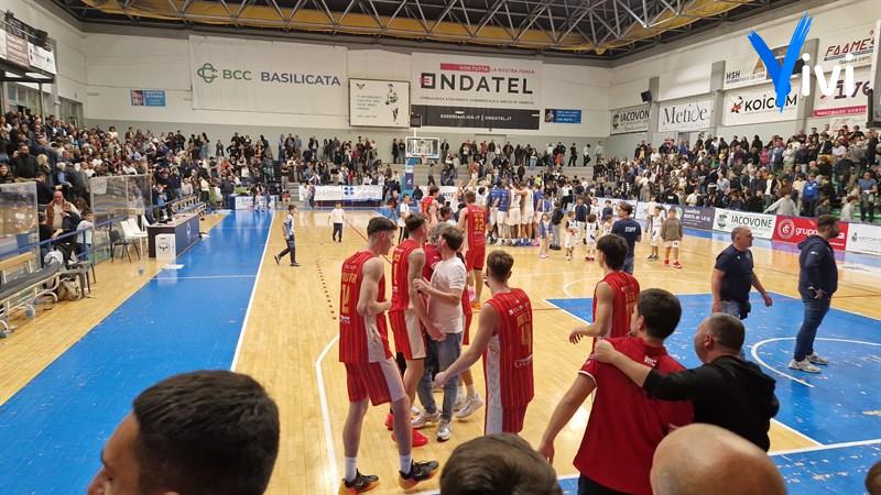 Impresa folle della Valentino Basket Castellaneta