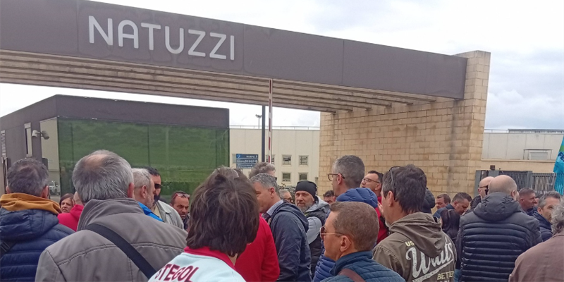 Accordo sulla vertenza Natuzzi: cassa integrazione fino al 2026 e 6 milioni di euro per gli esodi
