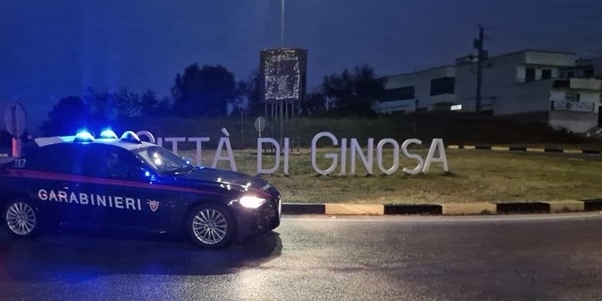 Violenza domestica: donna chiede aiuto, arrestato il compagno