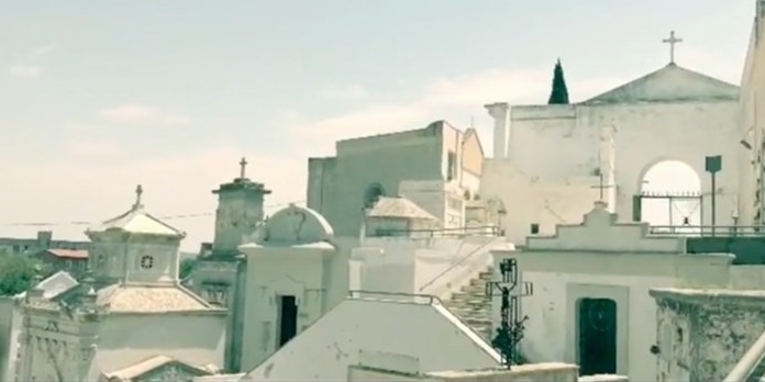 Vandali al cimitero, «Le Civiche per Mottola» denuncia gravi episodi