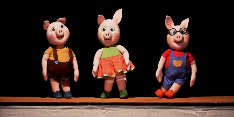 Favola e teatro: arrivano "I tre porcellini"