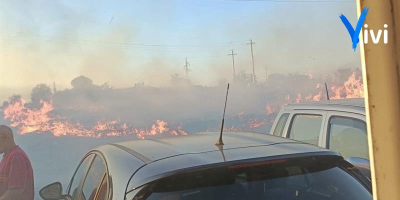 Massafra, incendio in via Martina Franca