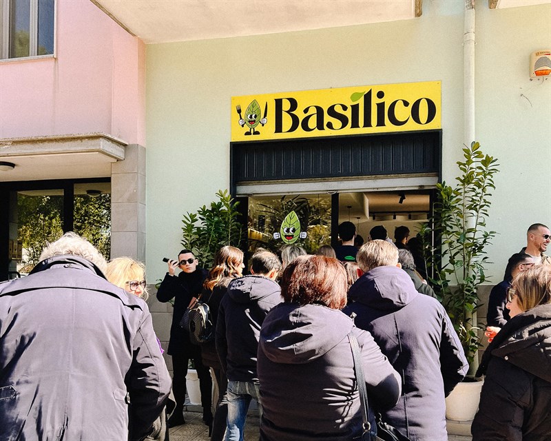 "Basilico, pronto e pranzato"