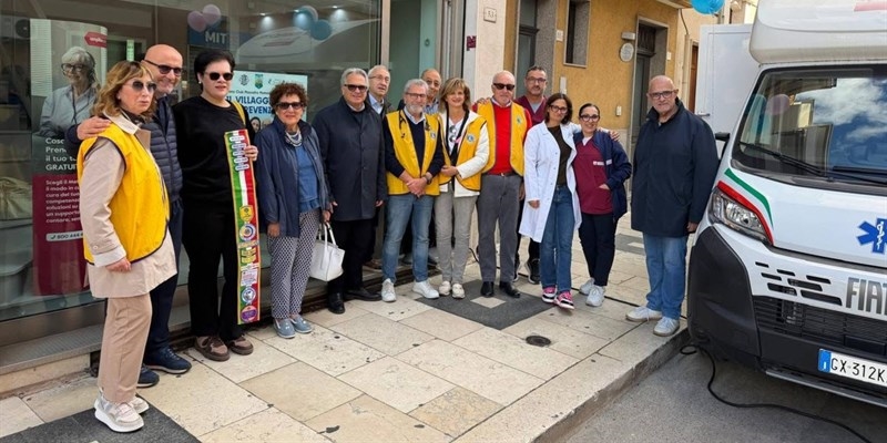 Successo per il "Villaggio della Prevenzione" a Massafra: inaugurata l'unità mobile dell'ASL