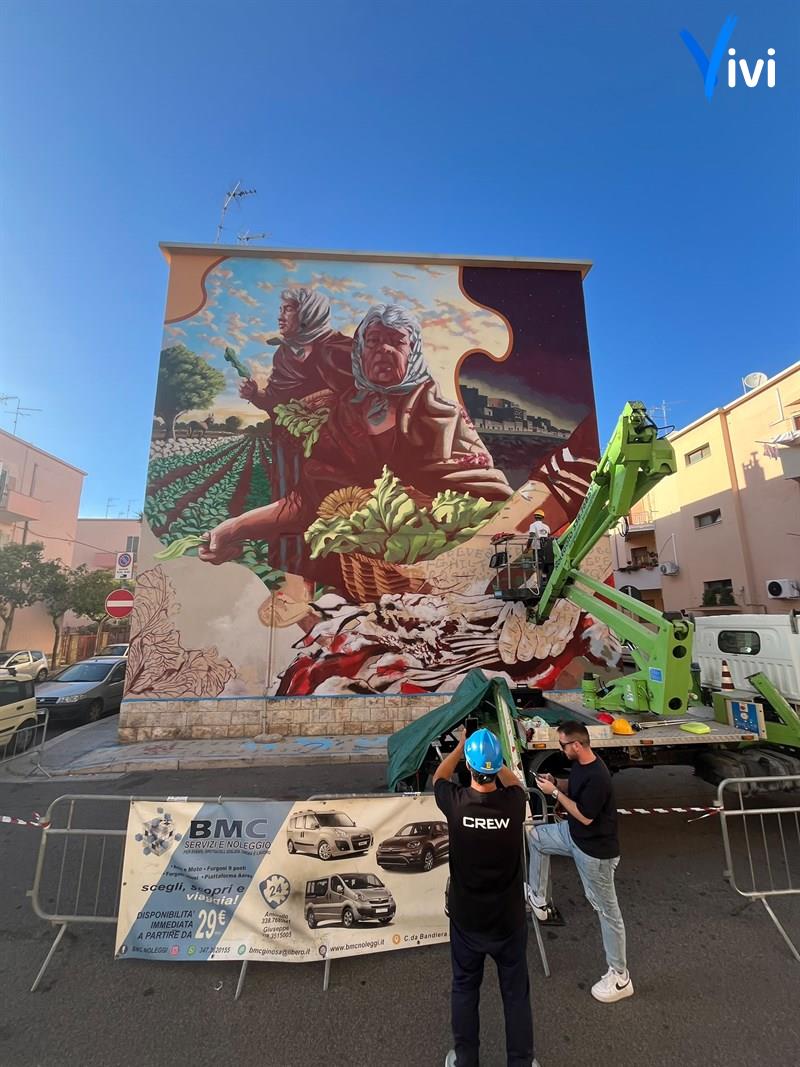 Quartiere Poggio, s’inaugura il primo murales di Dove finisce il rosa