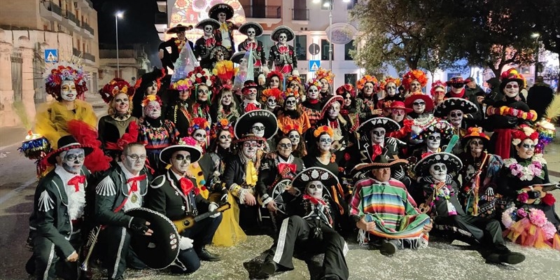 I “Muertos” di Massafra accendono la Notte di Ognissanti