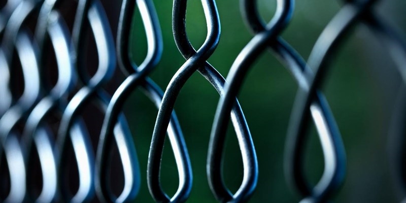 Recinzioni in ferro per ville e giardini privati: eleganza e sicurezza all’esterno