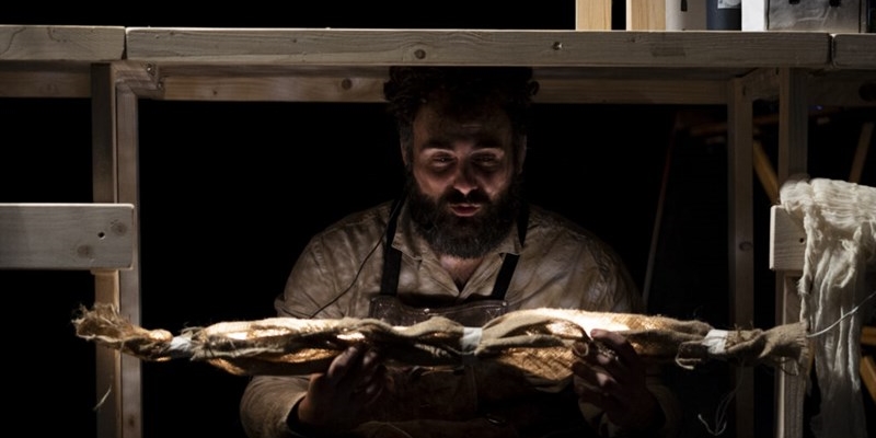 Mito e burattini: Officina Prometeo arriva a Massafra