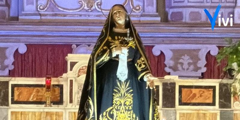 Processione dell'Addolorata: il corteo di mezzanotte